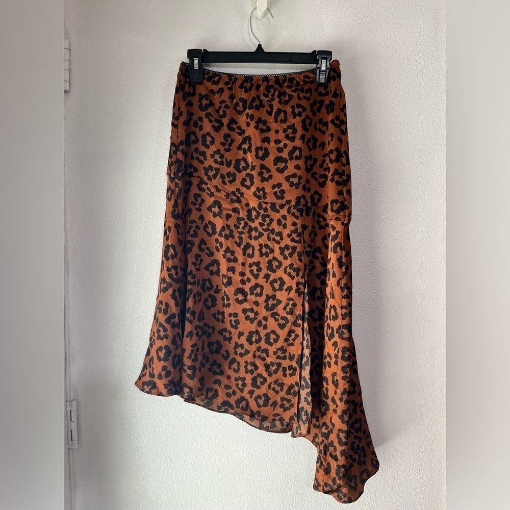 Everleigh animal print skirt asymmetric NWT elastic waste size S